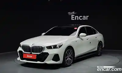 BMW 5-Series 2024 2.0 Автомат в Москве № 227854, миниатюра 7