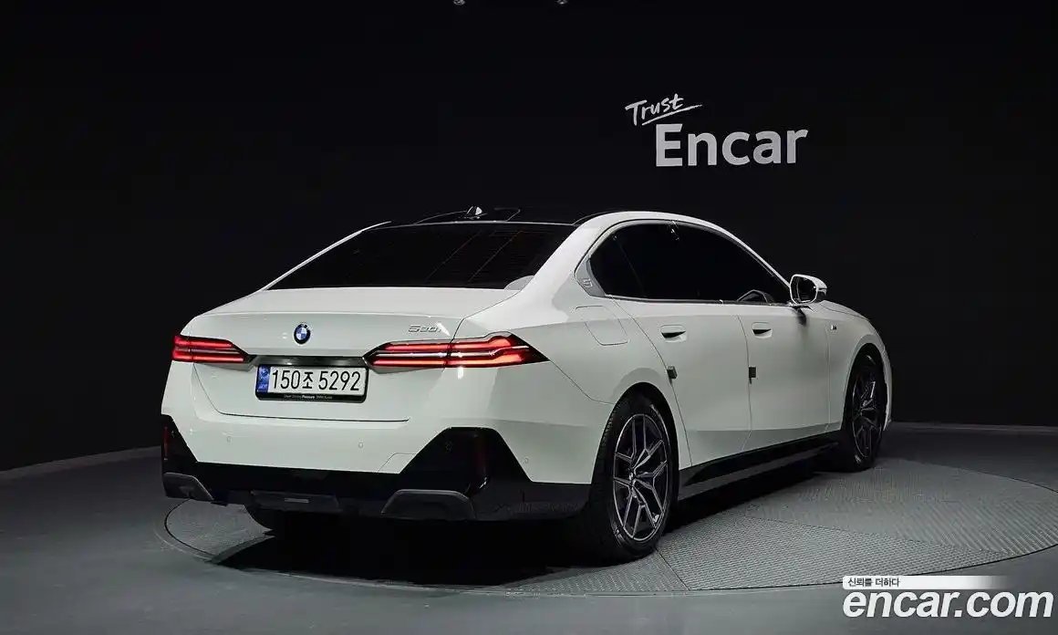 BMW 5-Series 2024 2.0 Автомат в Москве № 227854, фото 8