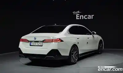 BMW 5-Series 2024 2.0 Автомат в Москве № 227854, миниатюра 8