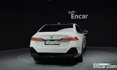 BMW 5-Series 2024 2.0 Автомат в Москве № 227854, миниатюра 9