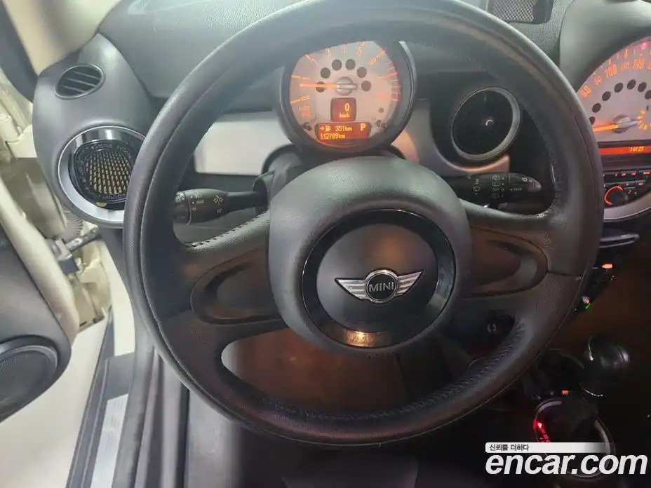 Mini Cooper 2013 1.6 Автомат в Москве № 228498, фото 16