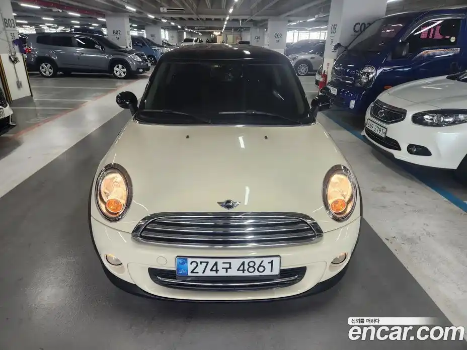 Mini Cooper 2013 1.6 Автомат в Москве № 228498, фото 3