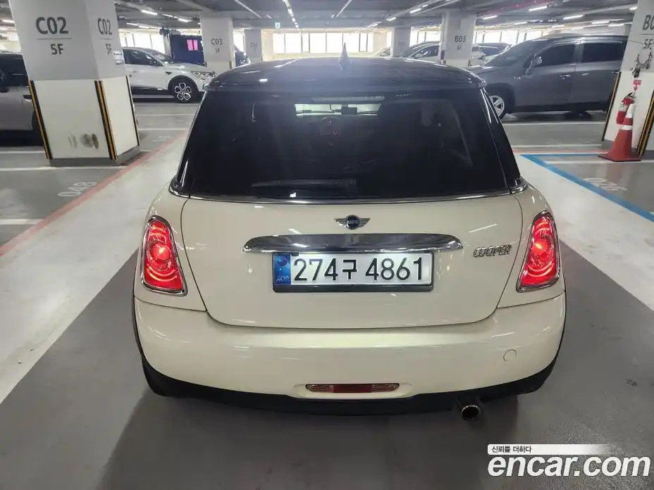 Mini Cooper 2013 1.6 Автомат в Москве № 228498, фото 4