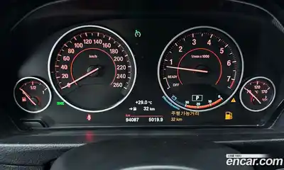 BMW 3-Series 2017 2.0 Автомат в Москве № 229197, миниатюра 8