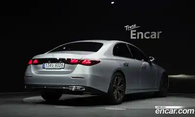Mercedes-Benz E-Class 2025 2.0 Автомат в Москве № 229453, миниатюра 5