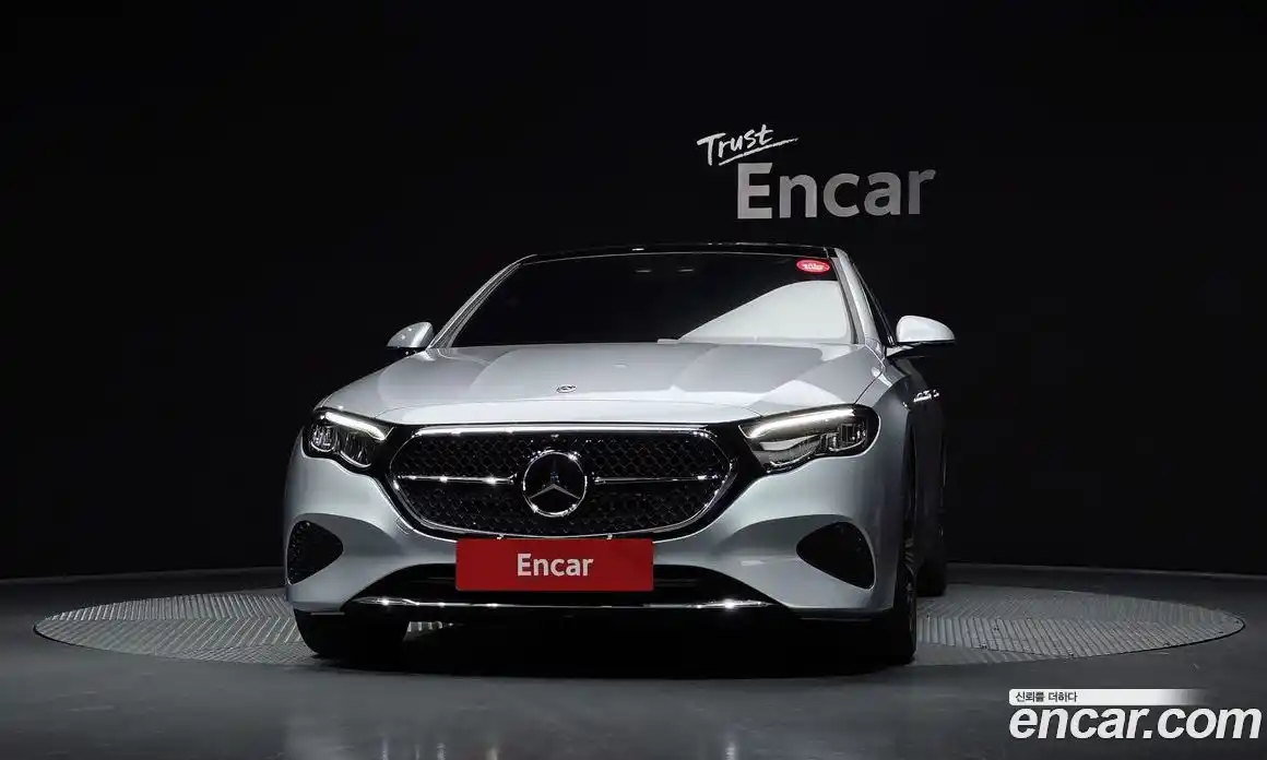 Mercedes-Benz E-Class 2025 2.0 Автомат в Москве № 229453, фото 6