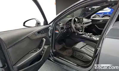 Audi A4 2019 2.0 Автомат в Москве № 230177, миниатюра 11