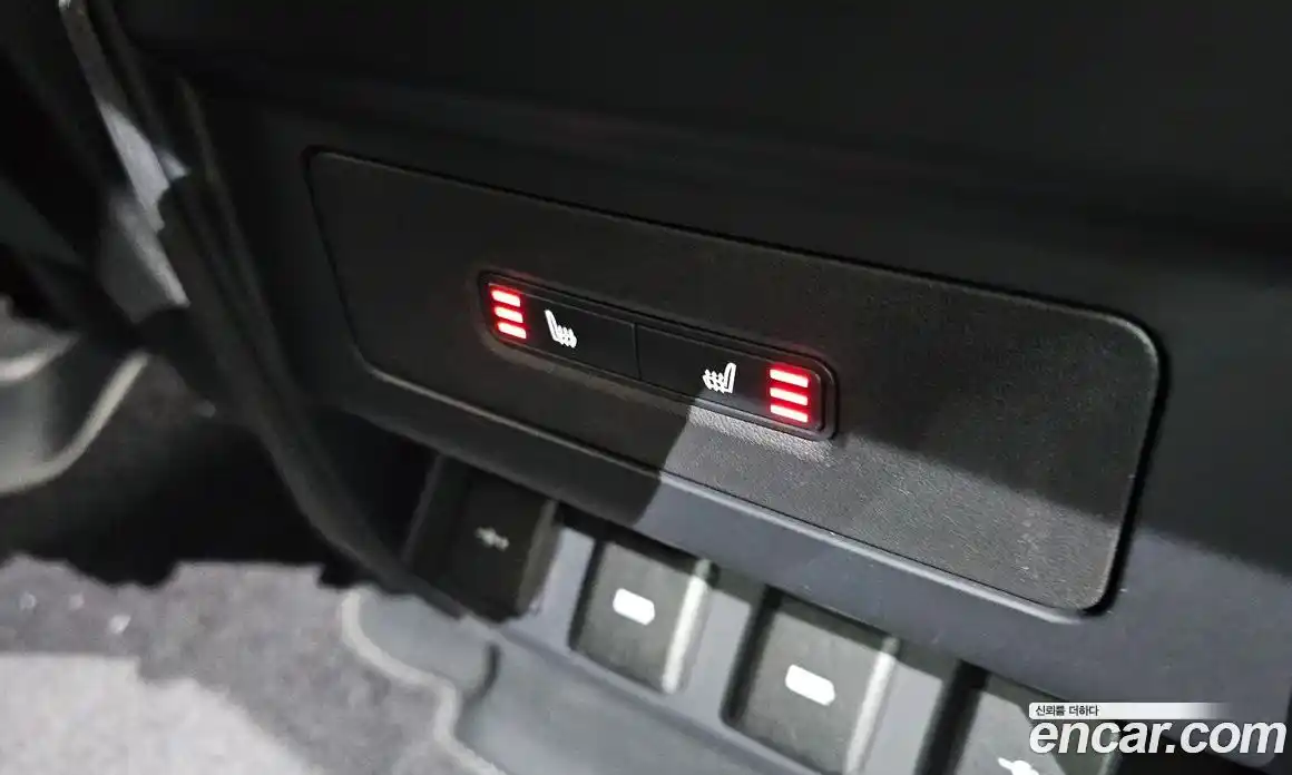 Land Rover Defender 2020 2.0 Автомат в Москве № 231296, фото 11