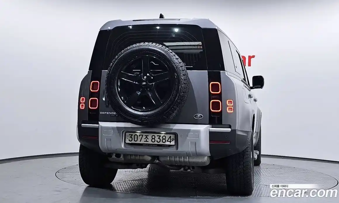 Land Rover Defender 2020 2.0 Автомат в Москве № 231296, фото 16