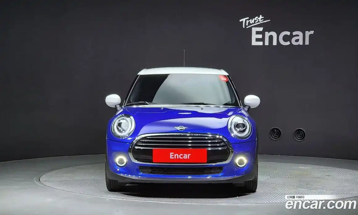 Mini Cooper 2020 1.5 Автомат в Москве № 231433, фото 1
