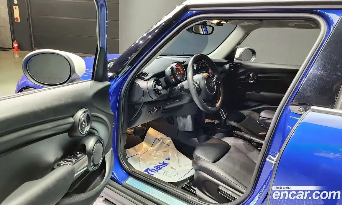 Mini Cooper 2020 1.5 Автомат в Москве № 231433, фото 19