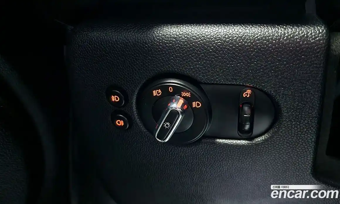 Mini Cooper 2020 1.5 Автомат в Москве № 231433, фото 8