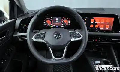Volkswagen Golf 2022 2.0 Автомат в Москве № 232113, миниатюра 3