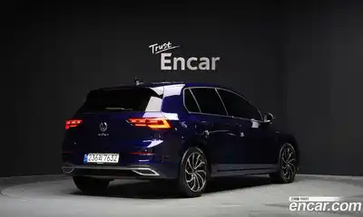 Volkswagen Golf 2022 2.0 Автомат в Москве № 232113, миниатюра 9