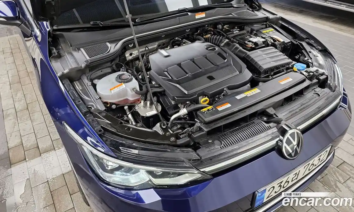 Volkswagen Golf 2022 2.0 Автомат в Москве № 232113, фото 10