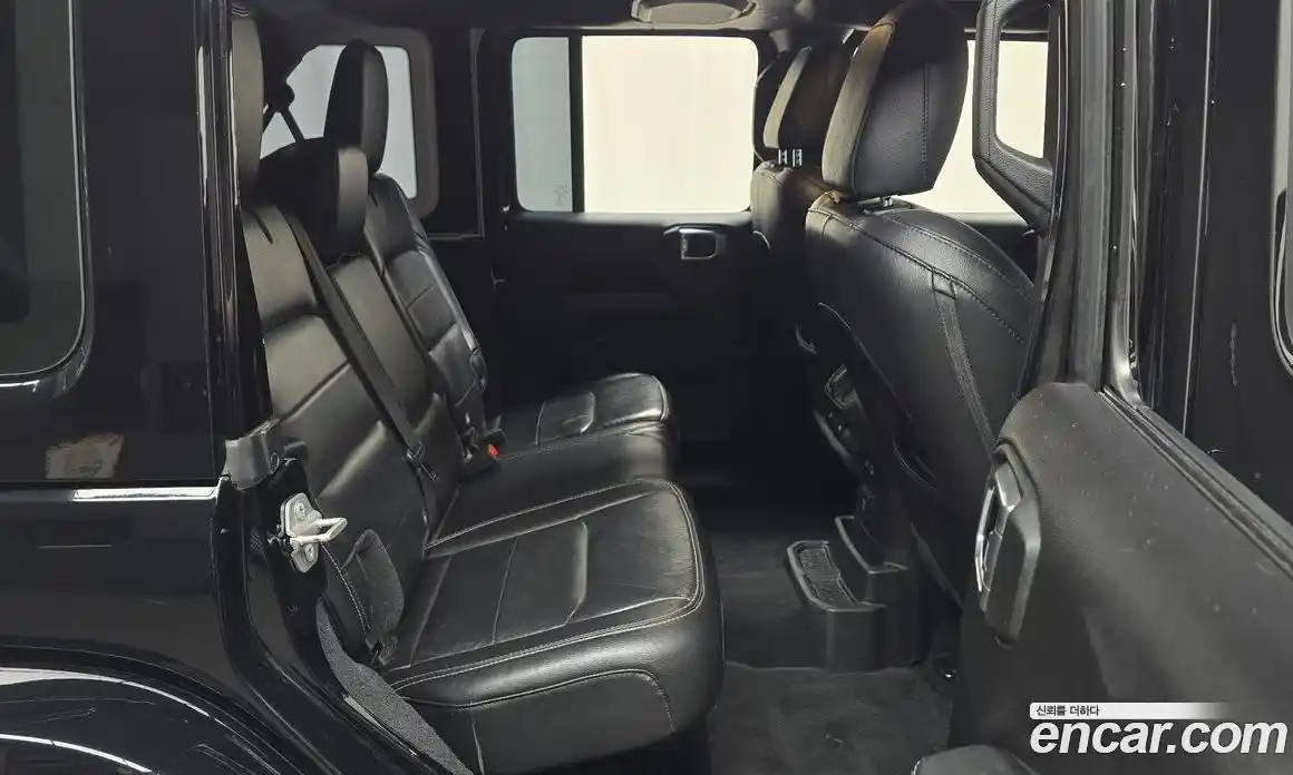 Jeep Wrangler 2021 2.0 Автомат в Москве № 232386, фото 13