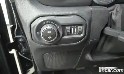 Jeep Wrangler 2021 2.0 Автомат в Москве № 232386, миниатюра 2