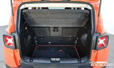 Jeep Renegade 2018 2.4 Автомат в Москве № 232562, миниатюра 12