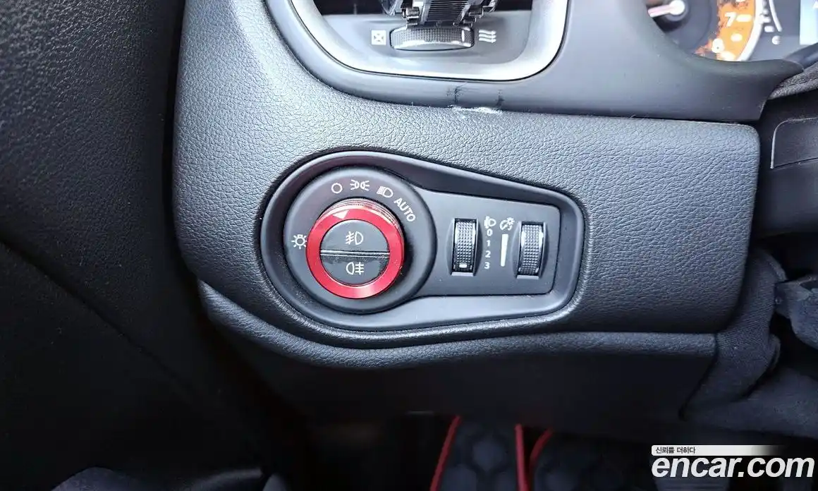 Jeep Renegade 2018 2.4 Автомат в Москве № 232562, фото 18