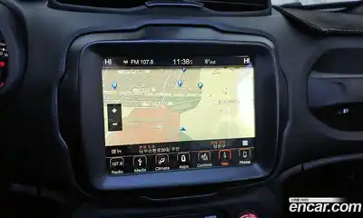 Jeep Renegade 2018 2.4 Автомат в Москве № 232562, миниатюра 7