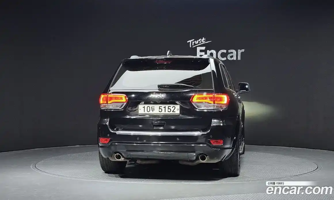 Jeep Cherokee 2018 3.6 Автомат в Москве № 232709, фото 18