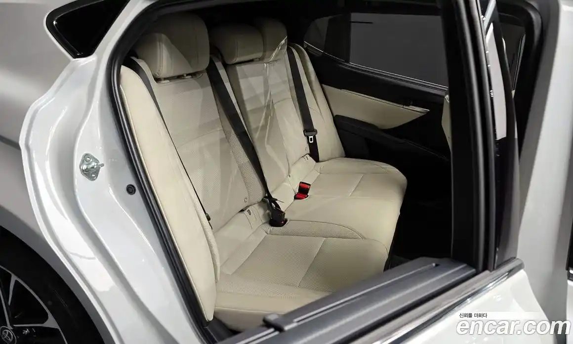 Toyota Camry 2025 2.5 Автомат в Москве № 232819, фото 13