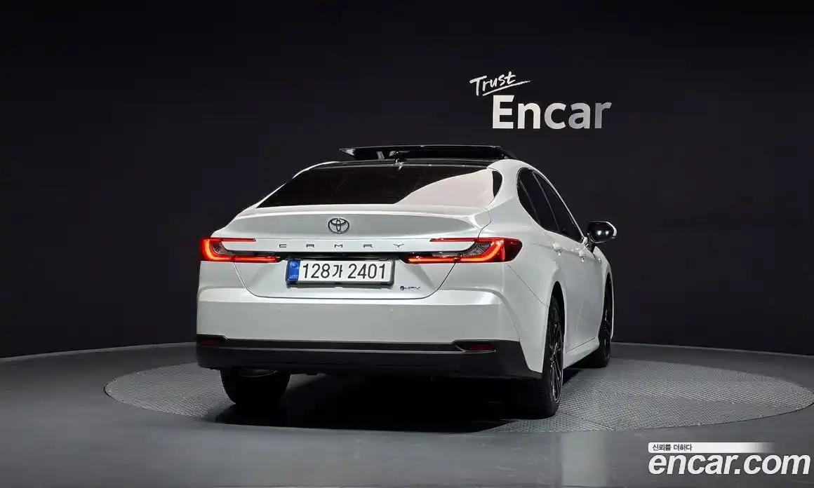 Toyota Camry 2025 2.5 Автомат в Москве № 232819, фото 10