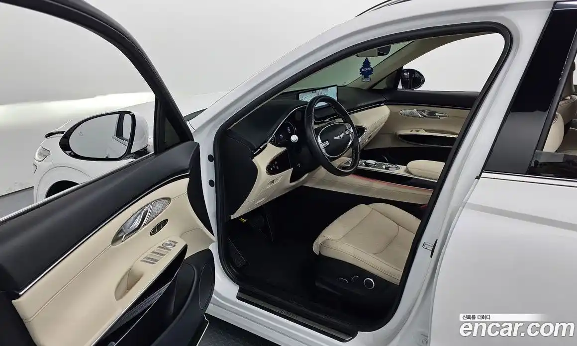 Genesis GV70 2024 2.5 Автомат в Москве № 24416, фото 14