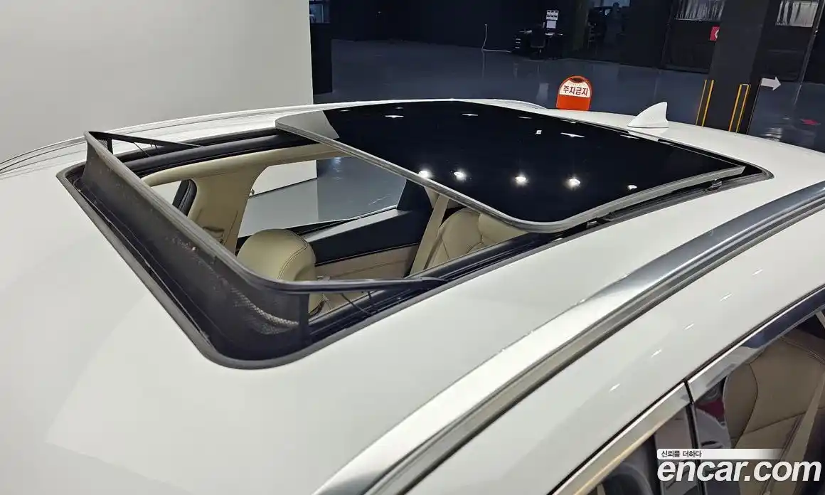 Genesis GV70 2024 2.5 Автомат в Москве № 24416, фото 15