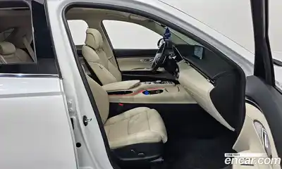 Genesis GV70 2024 2.5 Автомат в Москве № 24416, миниатюра 6