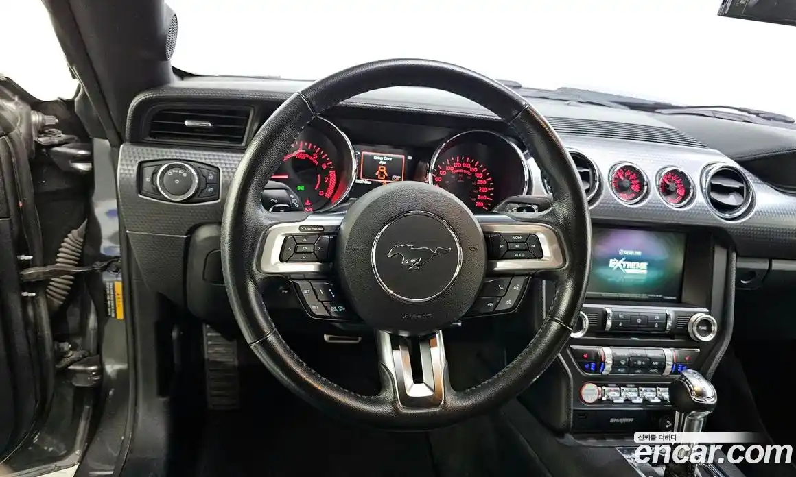 Ford Mustang 2016 2.3 Автомат в Москве № 245689, фото 12