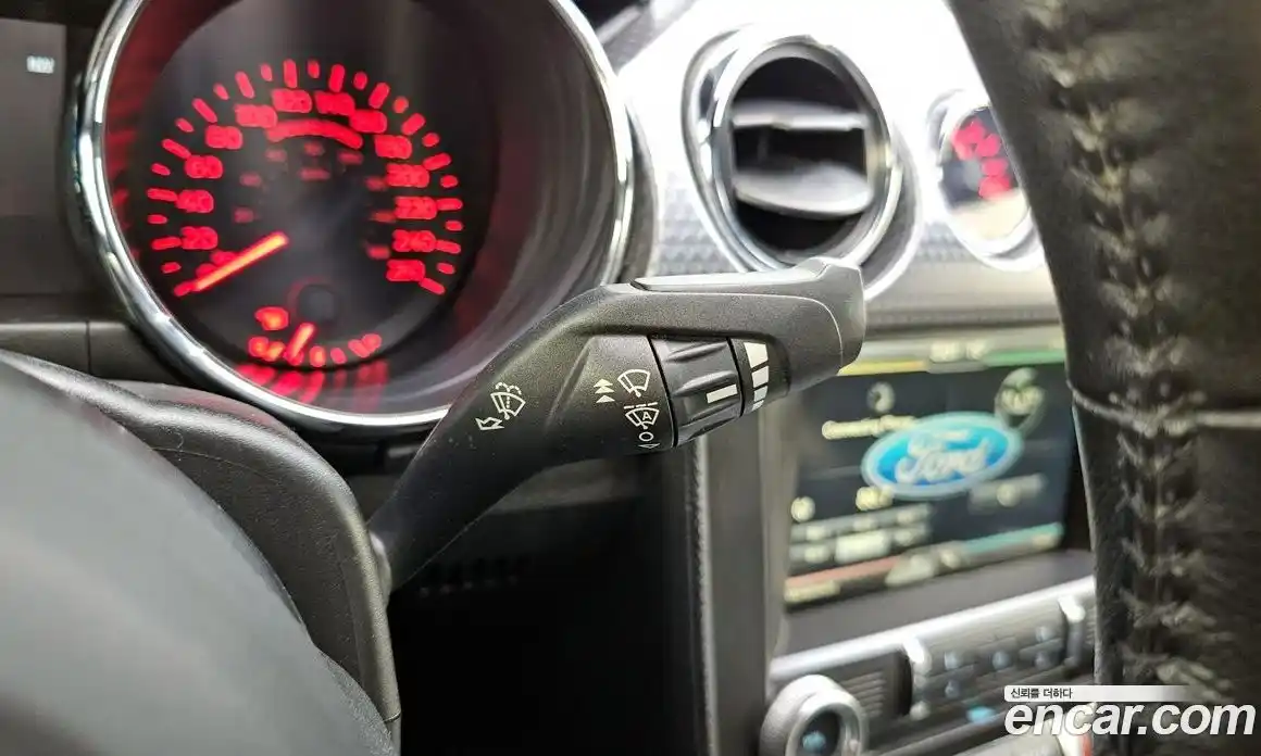 Ford Mustang 2016 2.3 Автомат в Москве № 245689, фото 14