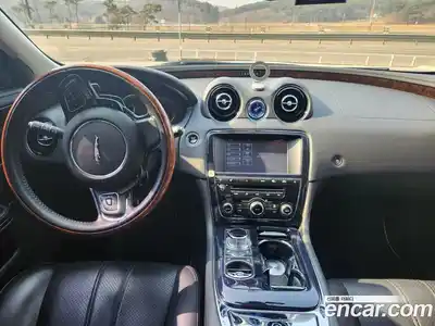 Jaguar XJ 2011 5.0 Автомат в Москве № 247653, миниатюра 3