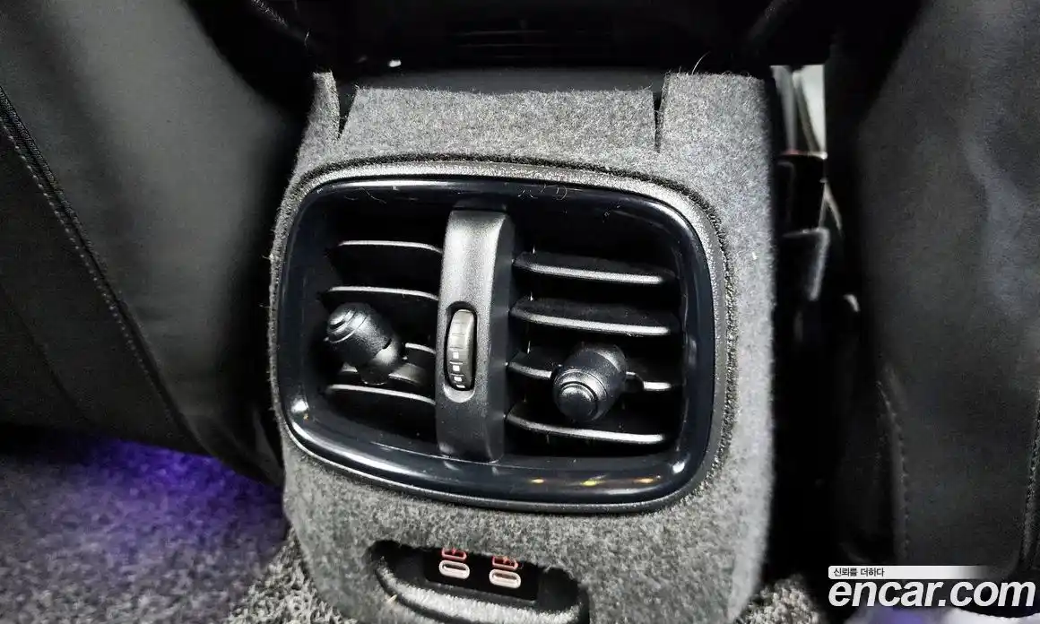 Mini Clubman 2023 2.0 Автомат в Москве № 253169, фото 12