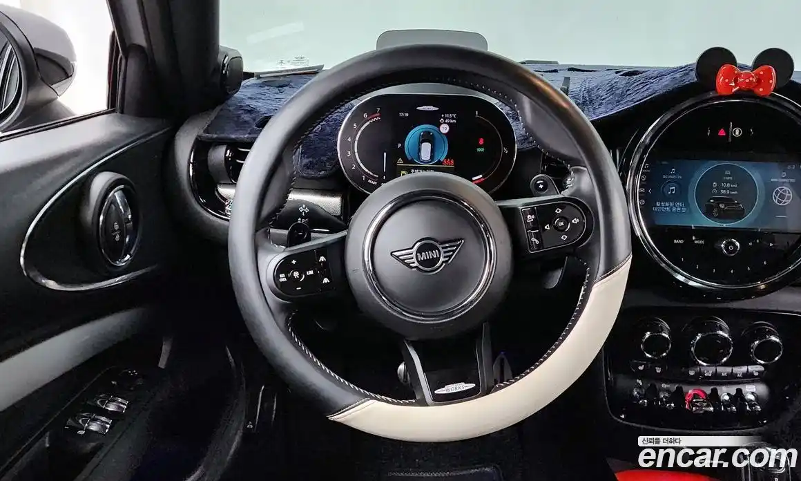 Mini Clubman 2023 2.0 Автомат в Москве № 253169, фото 14