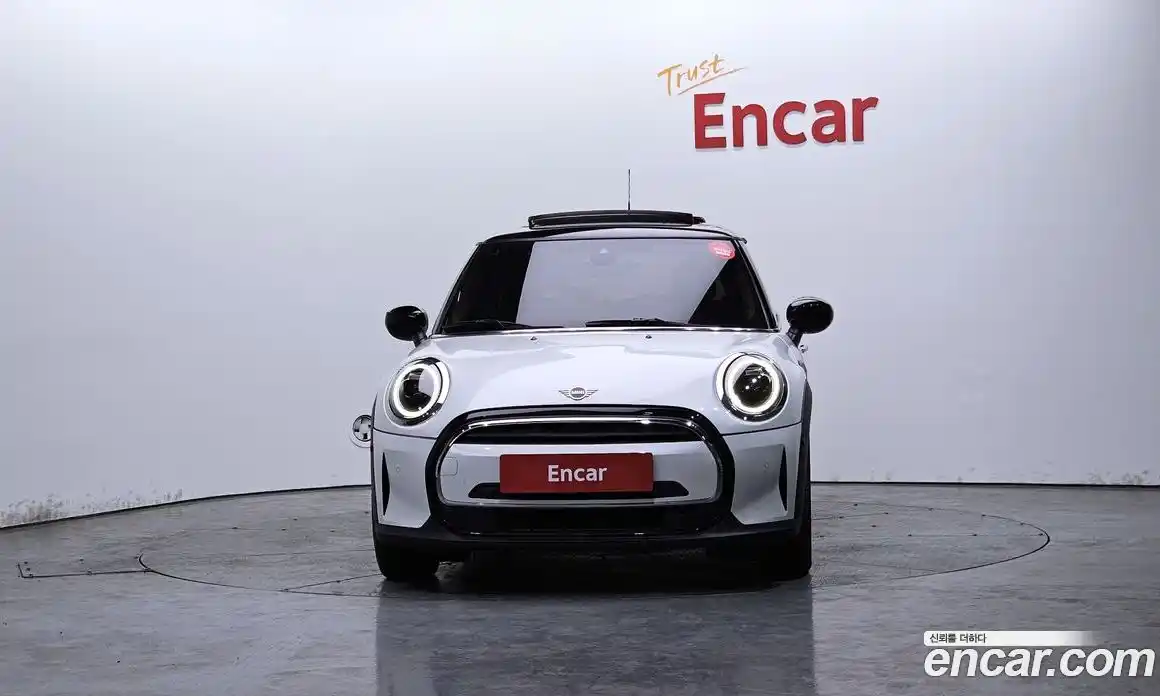 Mini Cooper 2024 1.5 Автомат в Москве № 253242, фото 18