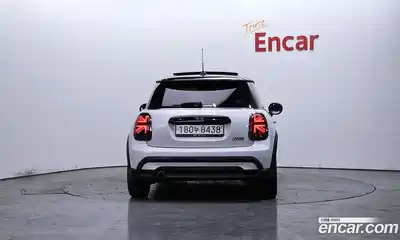 Mini Cooper 2024 1.5 Автомат в Москве № 253242, миниатюра 6