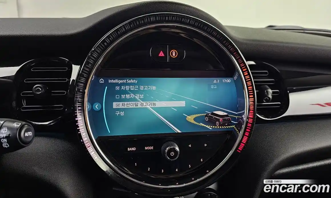 Mini Cooper 2024 1.5 Автомат в Москве № 253242, фото 8