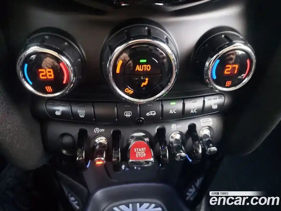 Mini Cooper 2019 1.5 Автомат в Москве № 253721, фото 16