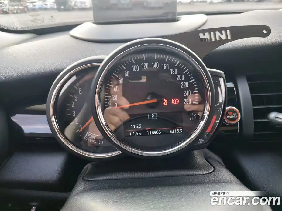 Mini Cooper 2019 1.5 Автомат в Москве № 253721, фото 10