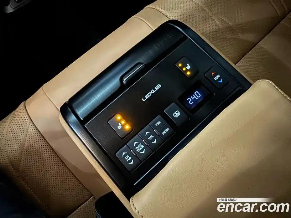 Lexus ES 2025 2.5 Автомат в Москве № 254102, фото 19