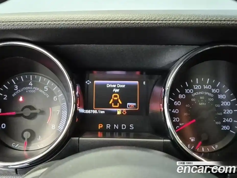 Ford Mustang 2017 2.3 Автомат в Москве № 255056, фото 17