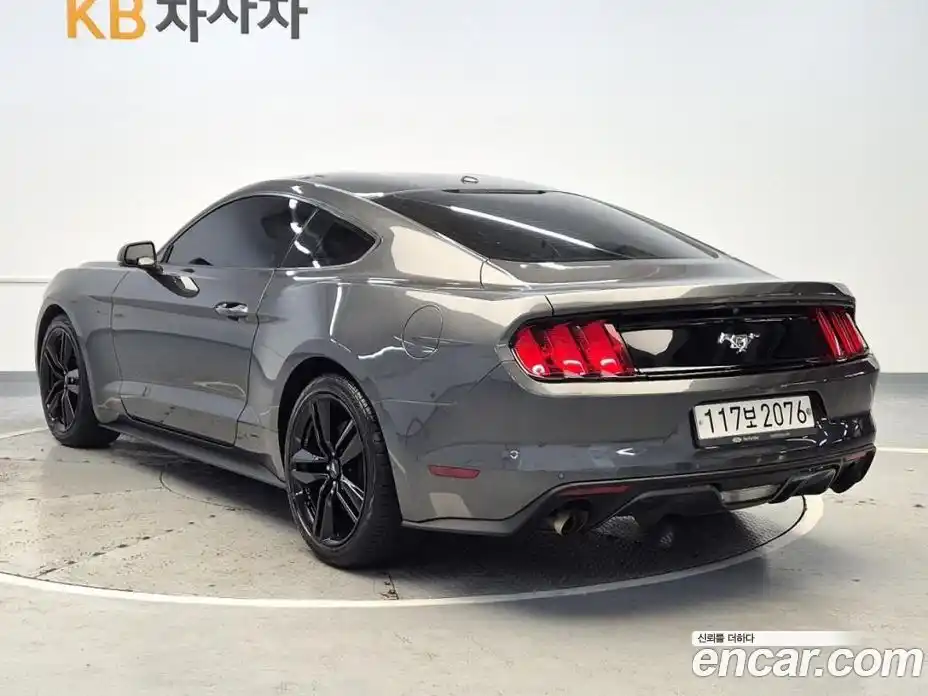 Ford Mustang 2017 2.3 Автомат в Москве № 255056, фото 3