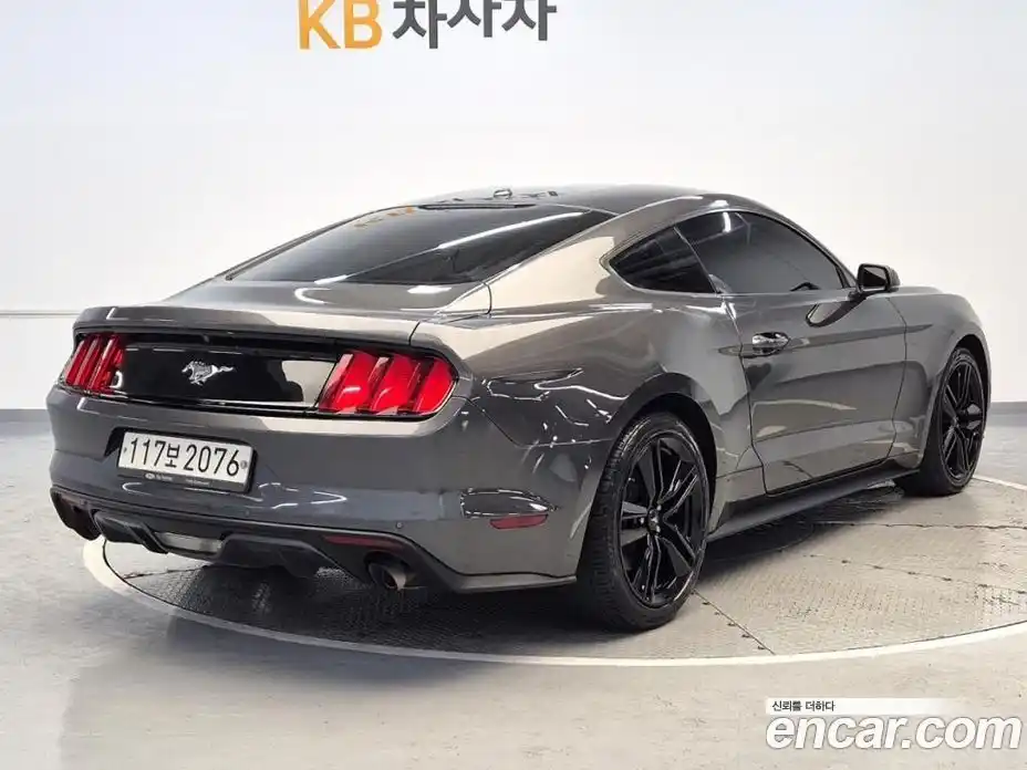 Ford Mustang 2017 2.3 Автомат в Москве № 255056, фото 4