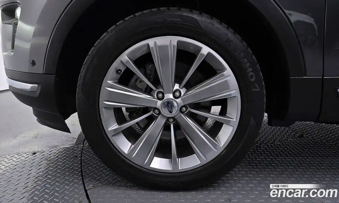 Ford Explorer 2018 2.3 Автомат в Москве № 255586, фото 11