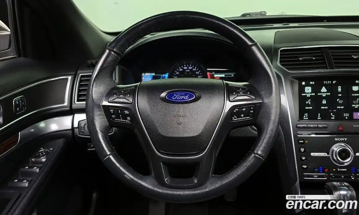 Ford Explorer 2018 2.3 Автомат в Москве № 255586, фото 18