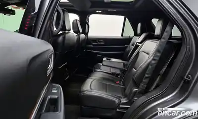 Ford Explorer 2018 2.3 Автомат в Москве № 255586, миниатюра 2