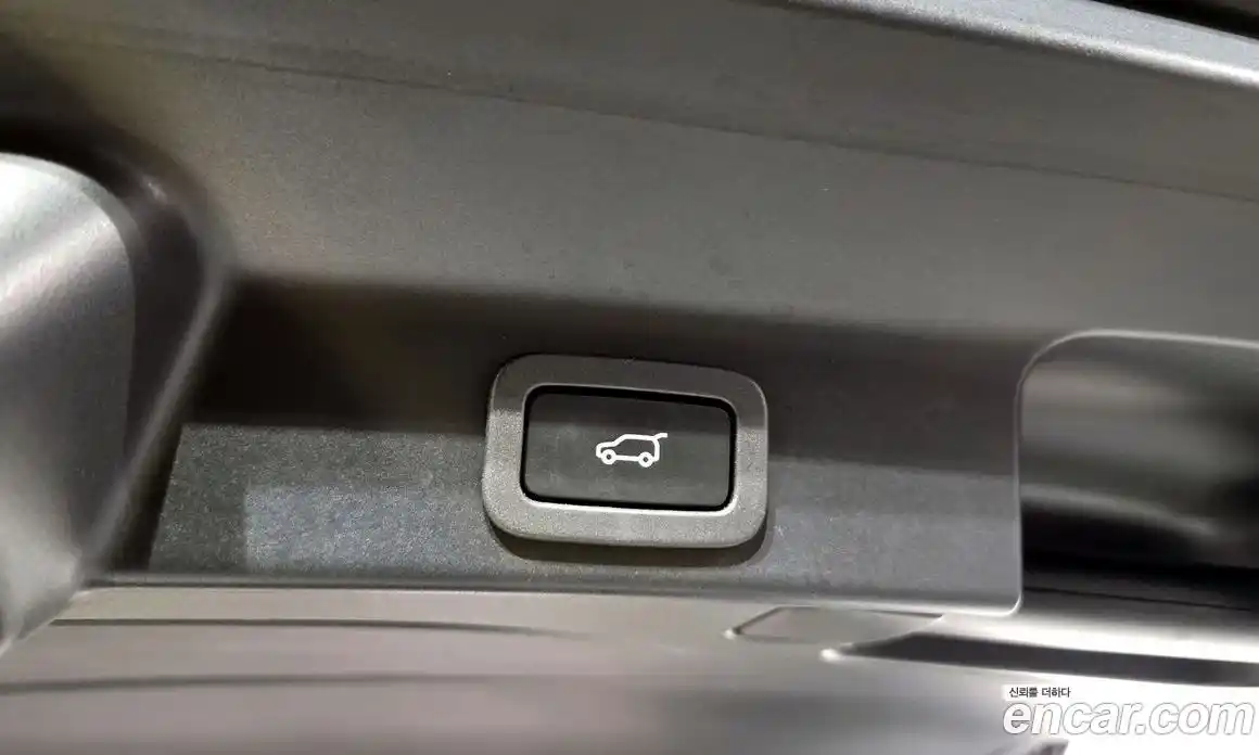 Jaguar F-Pace 2020 2.0 Автомат в Москве № 256095, фото 9