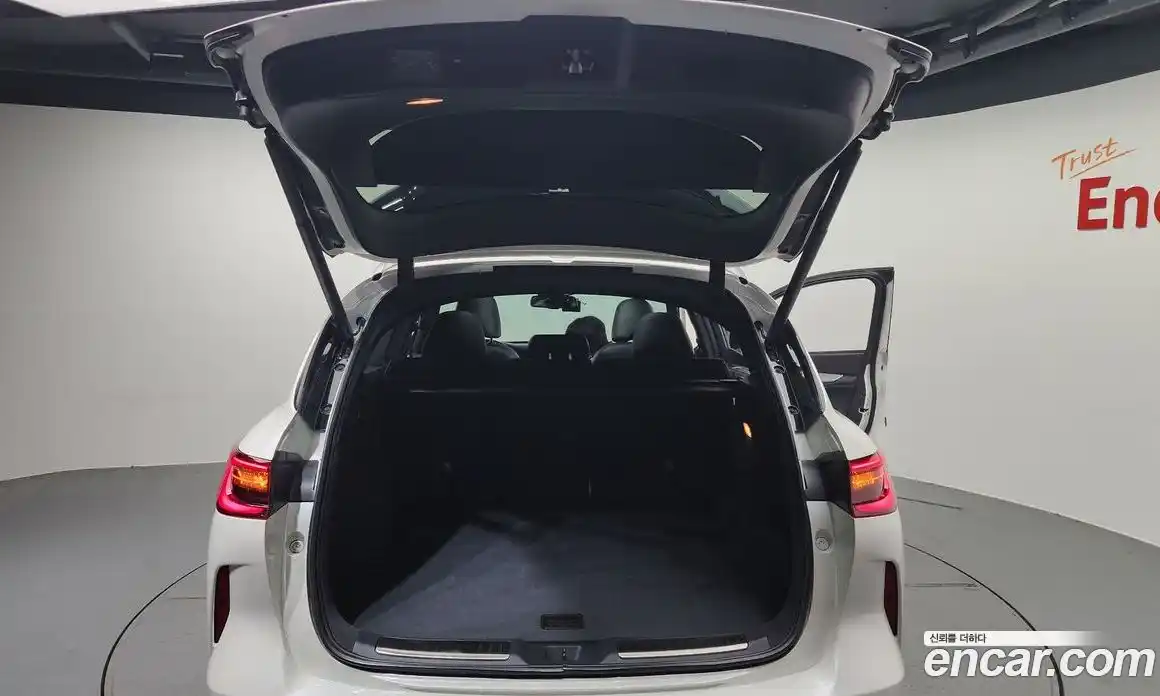 Infiniti QX50 2019 2.0 Автомат в Москве № 256138, фото 20