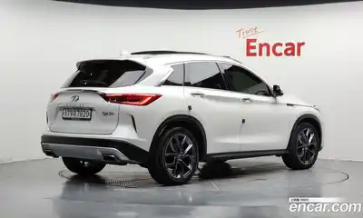 Infiniti QX50 2019 2.0 Автомат в Москве № 256138, миниатюра 2